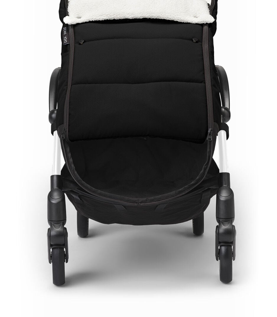 Stokke® YOYO3® 6+ Black. White Frame. Footmuff, Detail. galery image 7